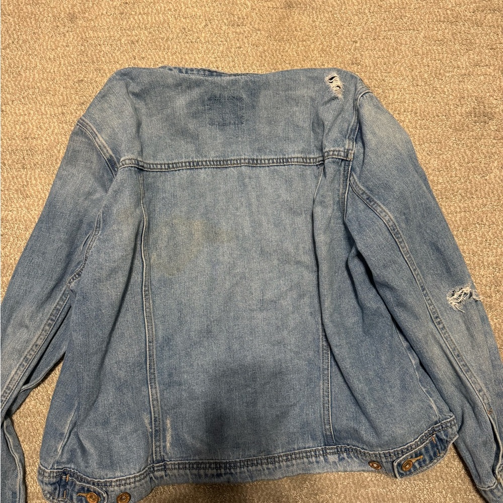 💙GAP Denim Jacket💙 - Picture 2 of 3